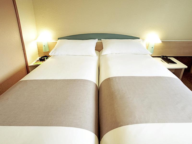 Ibis Budget Beziers Est Mediterranee A9 / A75 Экстерьер фото