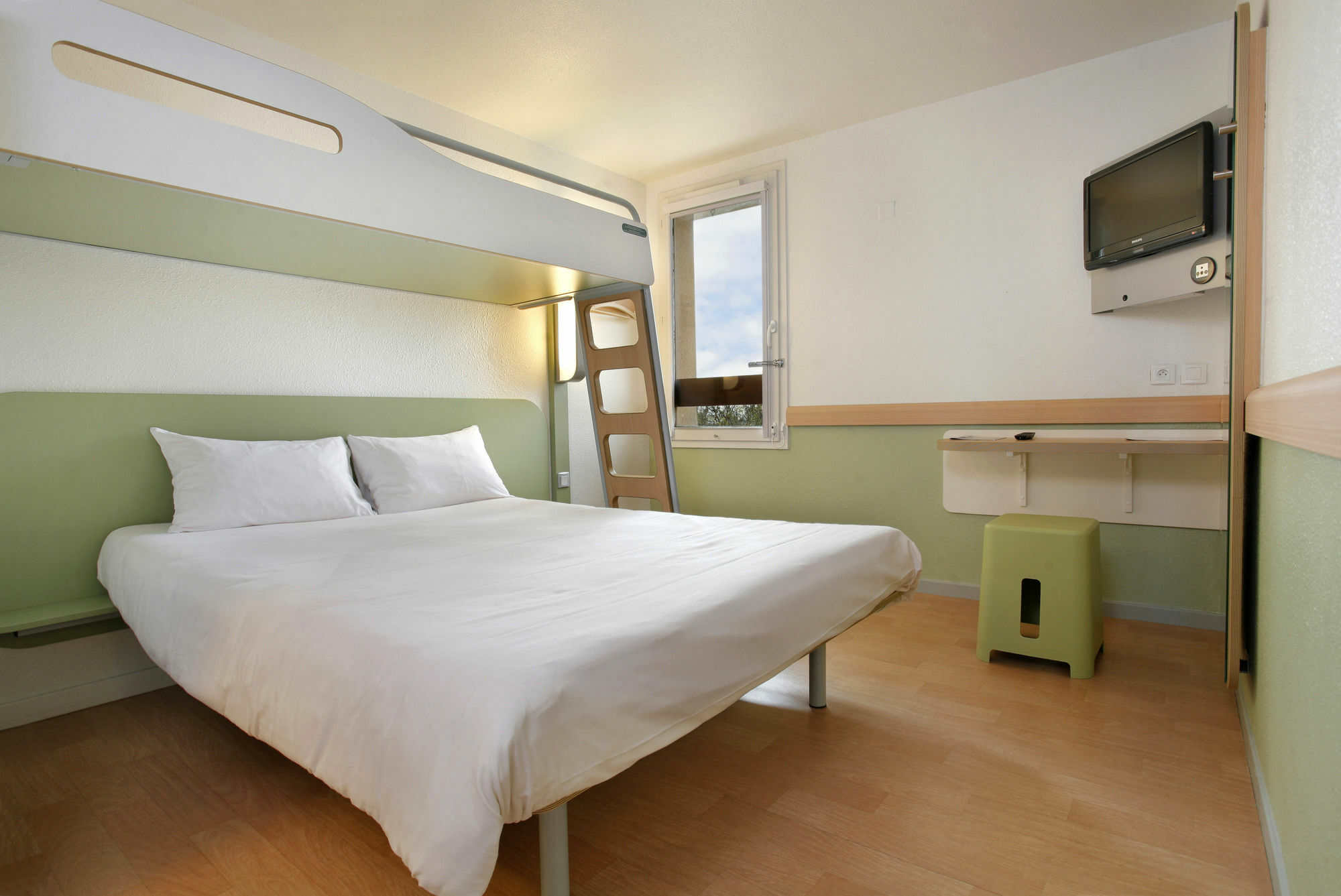 Ibis Budget Beziers Est Mediterranee A9 / A75 Экстерьер фото